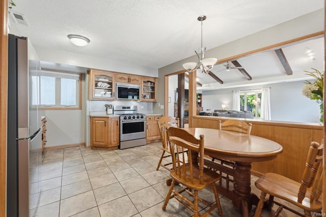 6335 Tanbark Trail, Fort Wayne, IN 46835