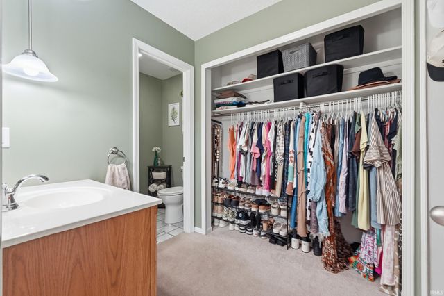 6335 Tanbark Trail, Fort Wayne, IN 46835