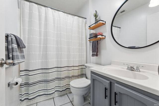 6335 Tanbark Trail, Fort Wayne, IN 46835
