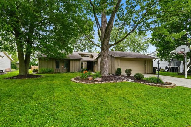 6335 Tanbark Trail, Fort Wayne, IN 46835