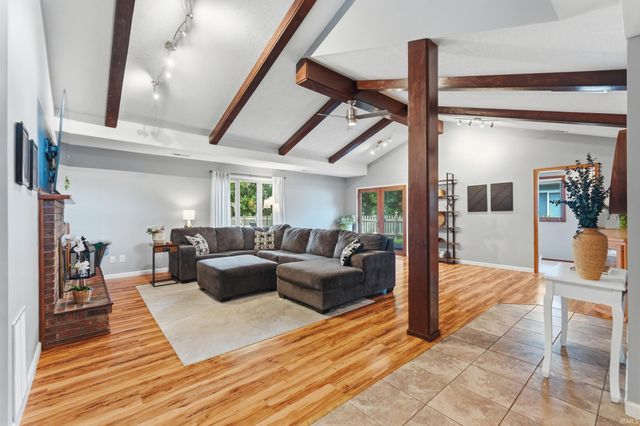 6335 Tanbark Trail, Fort Wayne, IN 46835