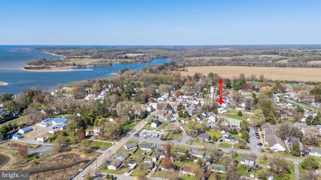 100 WALL ST, Queenstown, MD 21658