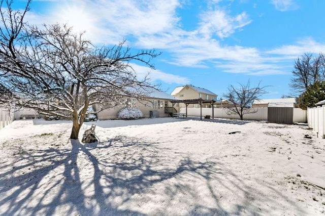 1392 W 2175 S, Syracuse, UT 84075