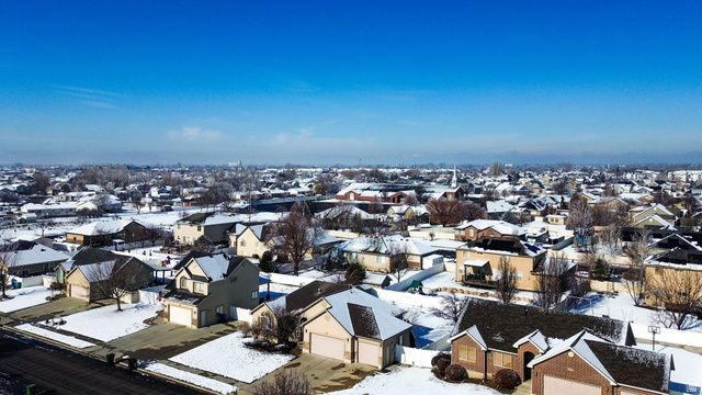 1392 W 2175 S, Syracuse, UT 84075