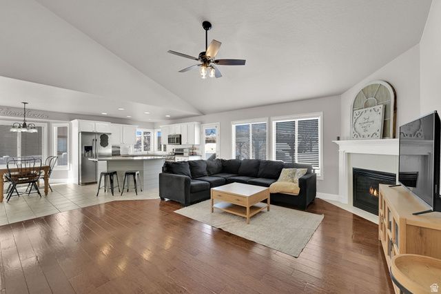 1392 W 2175 S, Syracuse, UT 84075