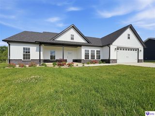 88 Betty Boyd Lane, Brandenburg, KY 40108