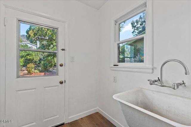 661 W Alegria Avenue, Sierra Madre, CA 91024