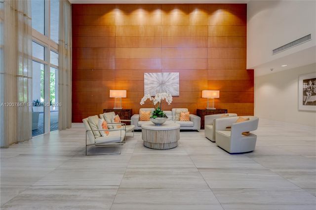 1871 NW S River Dr 802, Miami, FL 33125