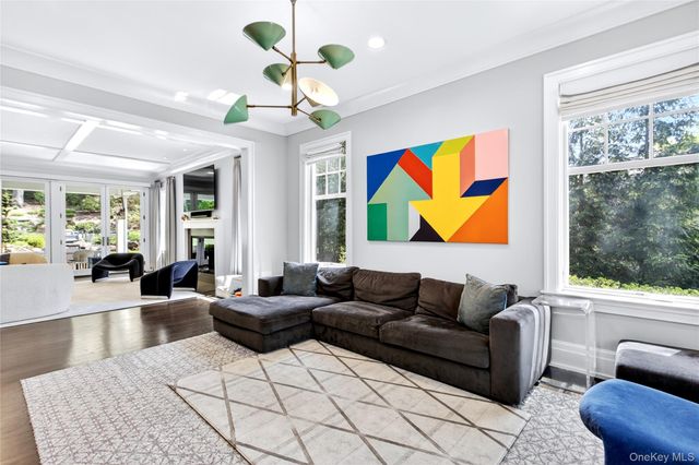 35 Mimosa Drive, East Hills, NY 11576