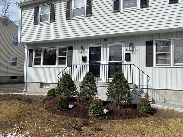 44 Hillside Avenue, New Canaan, CT 06840