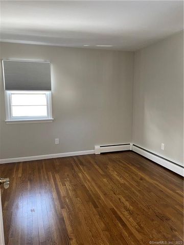 44 Hillside Avenue, New Canaan, CT 06840