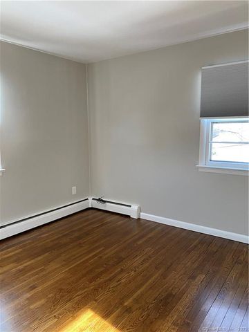 44 Hillside Avenue, New Canaan, CT 06840