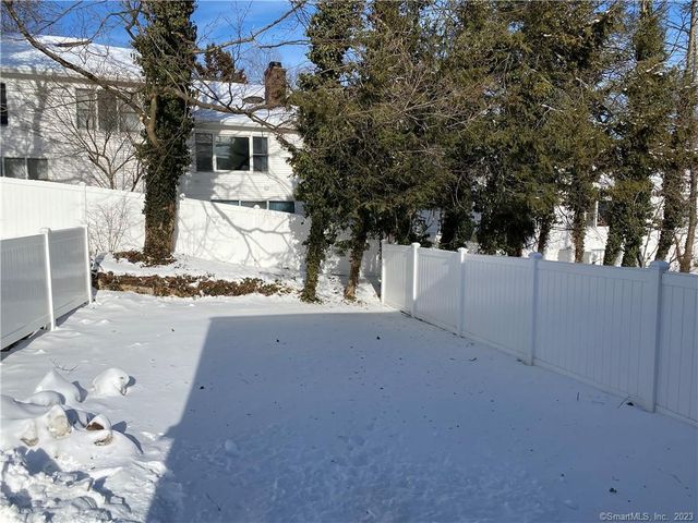 44 Hillside Avenue, New Canaan, CT 06840