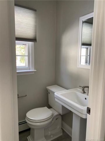 44 Hillside Avenue, New Canaan, CT 06840