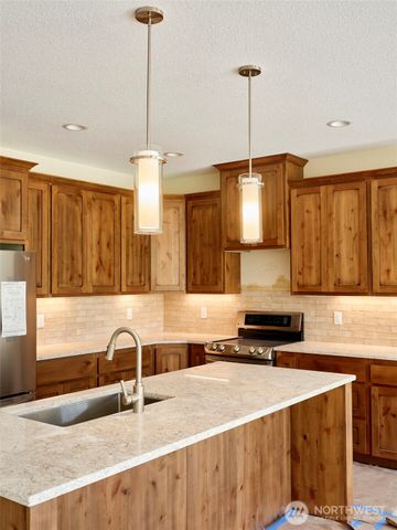 143 GASSMAN Road, Castle Rock, WA 98611