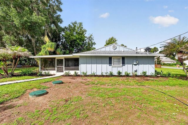 33350 E LAKE JOANNA DRIVE, Eustis, FL 32736