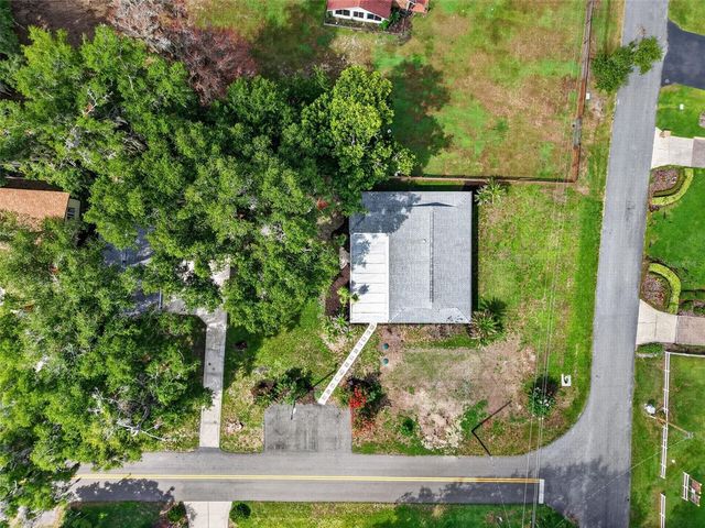 33350 E LAKE JOANNA DRIVE, Eustis, FL 32736