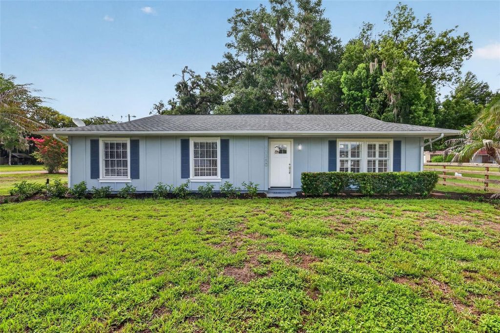 33350 E LAKE JOANNA DRIVE, Eustis, FL 32736