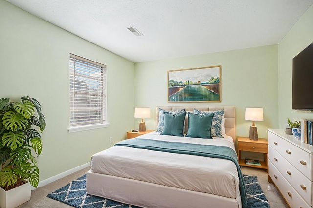 415 Parkdale Drive 14d, Charleston, SC 29414