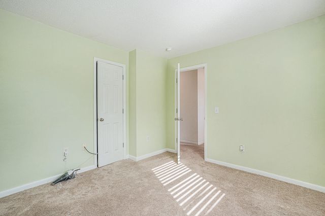 415 Parkdale Drive 14d, Charleston, SC 29414