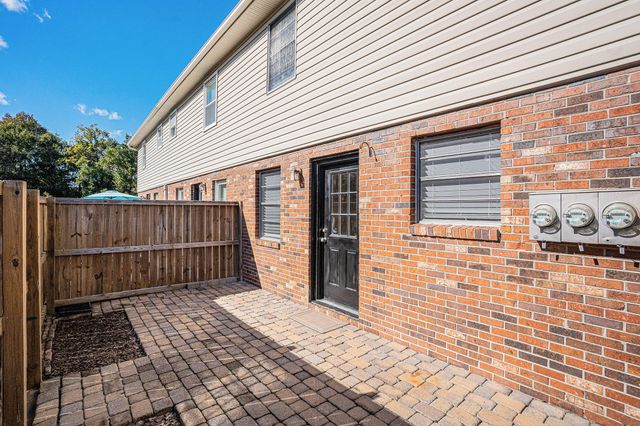 415 Parkdale Drive 14d, Charleston, SC 29414