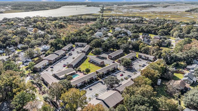 415 Parkdale Drive 14d, Charleston, SC 29414