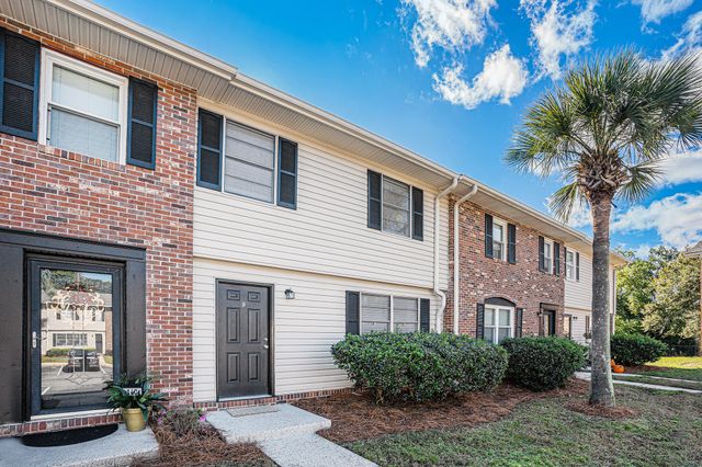 415 Parkdale Drive 14d, Charleston, SC 29414