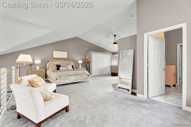 37824 Jefferson Avenue, Harrison Twp, MI 48045