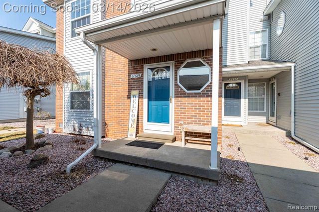 37824 Jefferson Avenue, Harrison Twp, MI 48045