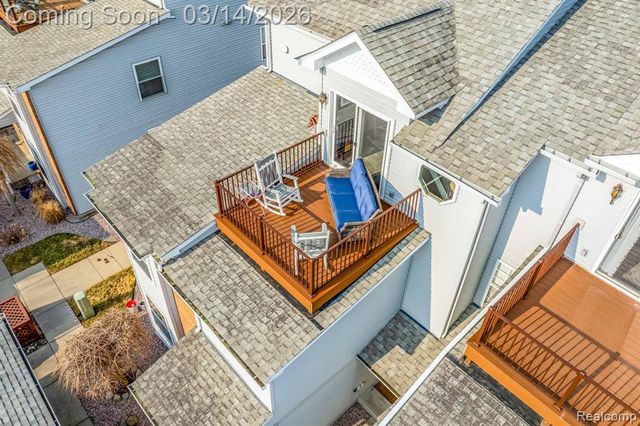 37824 Jefferson Avenue, Harrison Twp, MI 48045