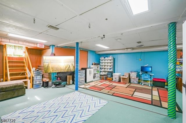 73 Cayuga Ave, Rockaway Twp., NJ 07866