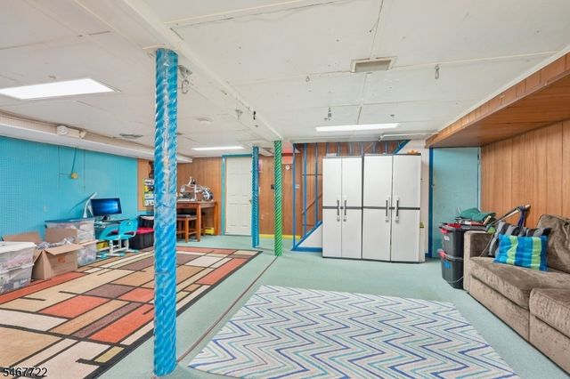 73 Cayuga Ave, Rockaway Twp., NJ 07866