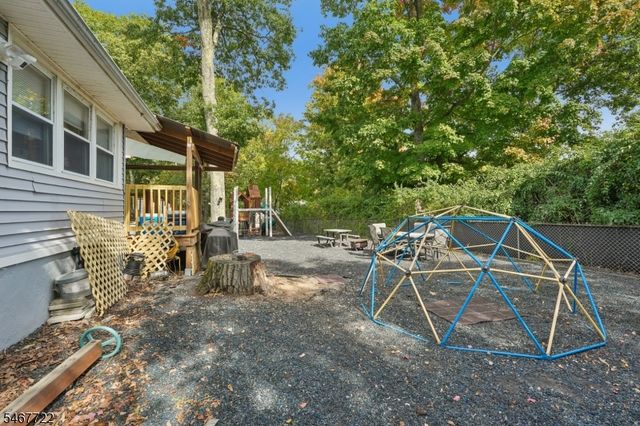 73 Cayuga Ave, Rockaway Twp., NJ 07866