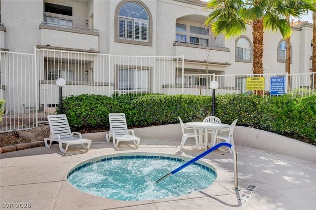 3150 Soft Breezes Drive 1043, Las Vegas, NV 89128