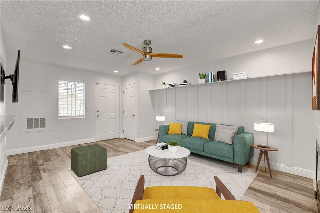 3150 Soft Breezes Drive 1043, Las Vegas, NV 89128