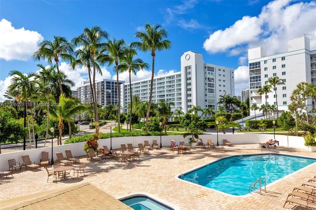 17801 N Bay Rd 210, Sunny Isles Beach, FL 33160