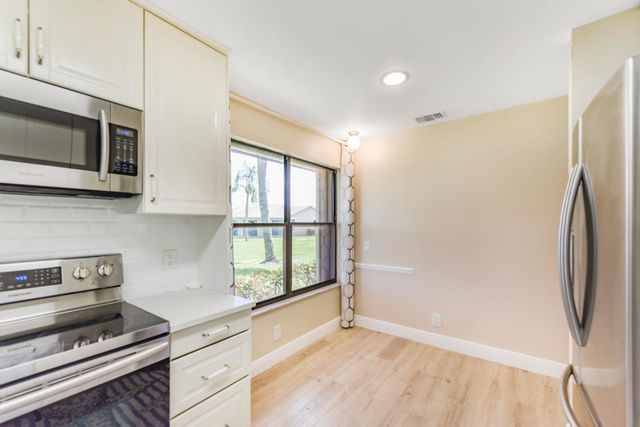 13355 Touchstone Place, Palm Beach Gardens, FL 33418