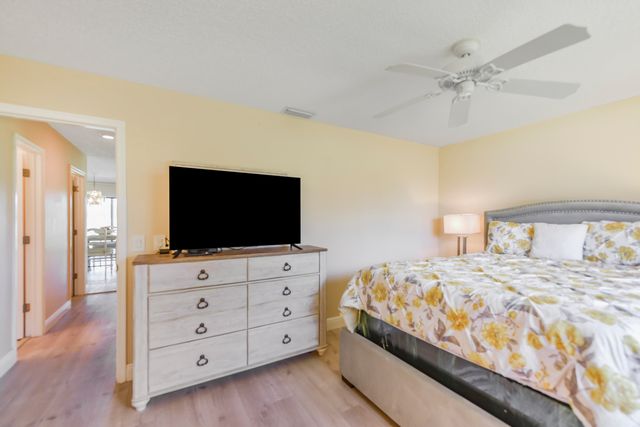13355 Touchstone Place, Palm Beach Gardens, FL 33418