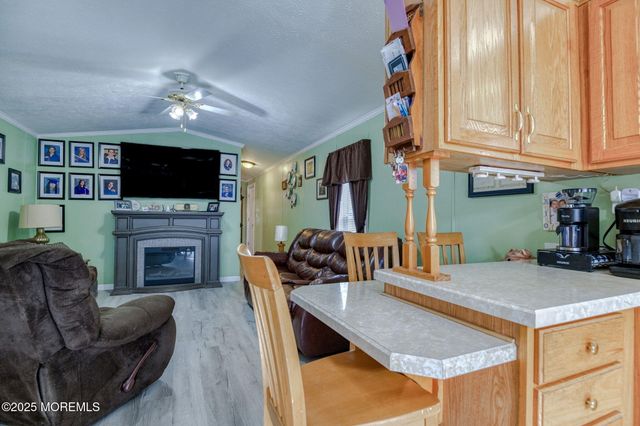 46 Randall Avenue, Hazlet, NJ 07730