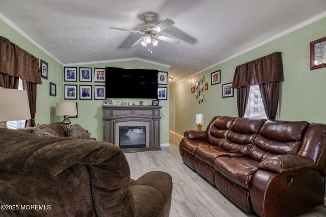 46 Randall Avenue, Hazlet, NJ 07730