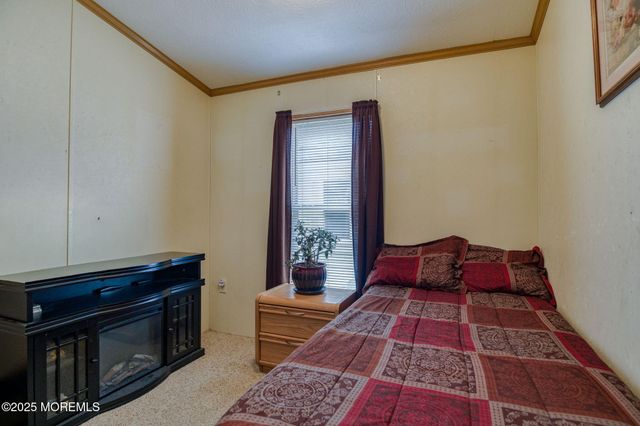 46 Randall Avenue, Hazlet, NJ 07730