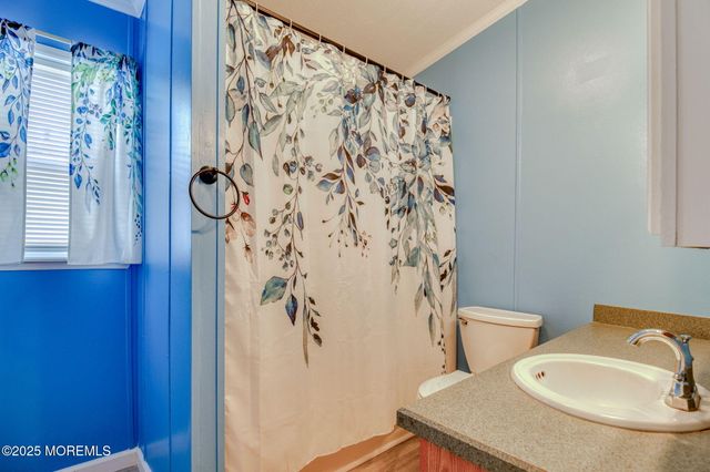 46 Randall Avenue, Hazlet, NJ 07730