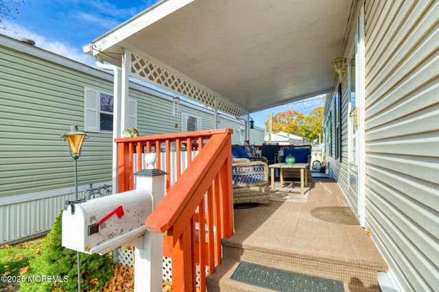 46 Randall Avenue, Hazlet, NJ 07730