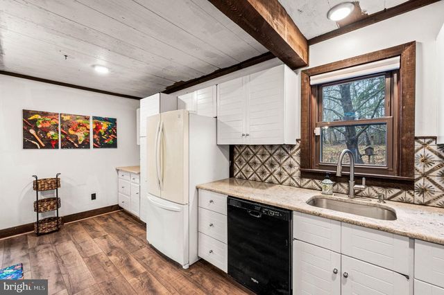 1785 TRUMBAUERSVILLE RD, Quakertown, PA 18951