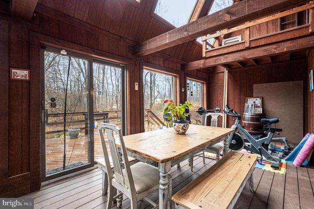 1785 TRUMBAUERSVILLE RD, Quakertown, PA 18951