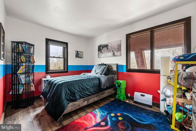 1785 TRUMBAUERSVILLE RD, Quakertown, PA 18951