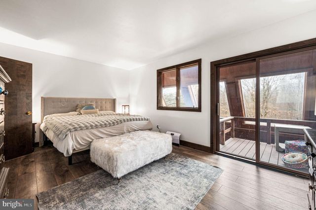 1785 TRUMBAUERSVILLE RD, Quakertown, PA 18951