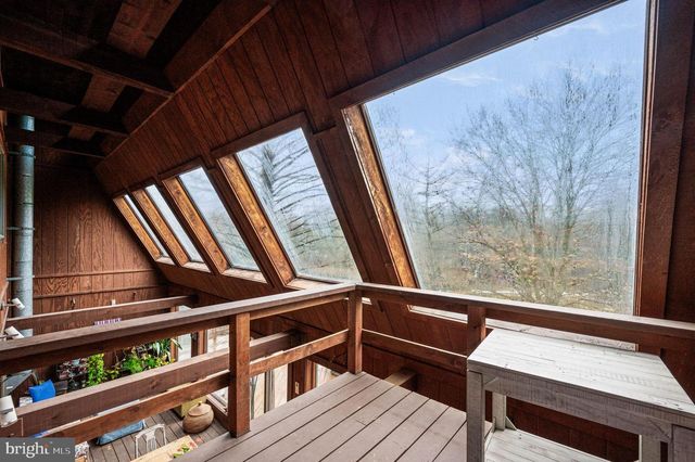 1785 TRUMBAUERSVILLE RD, Quakertown, PA 18951