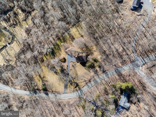 1785 TRUMBAUERSVILLE RD, Quakertown, PA 18951