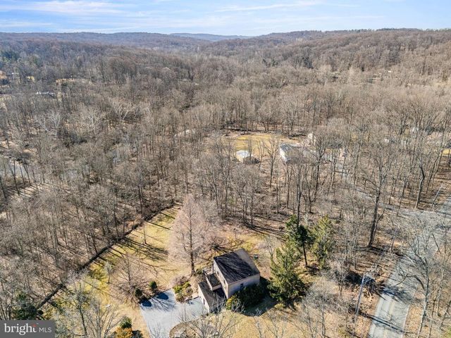 1785 TRUMBAUERSVILLE RD, Quakertown, PA 18951